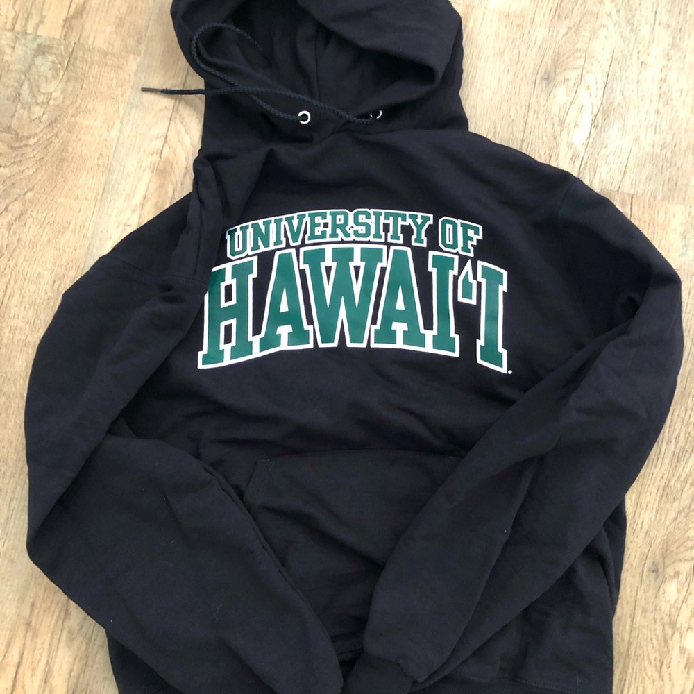 University of Hawaii medium sweater